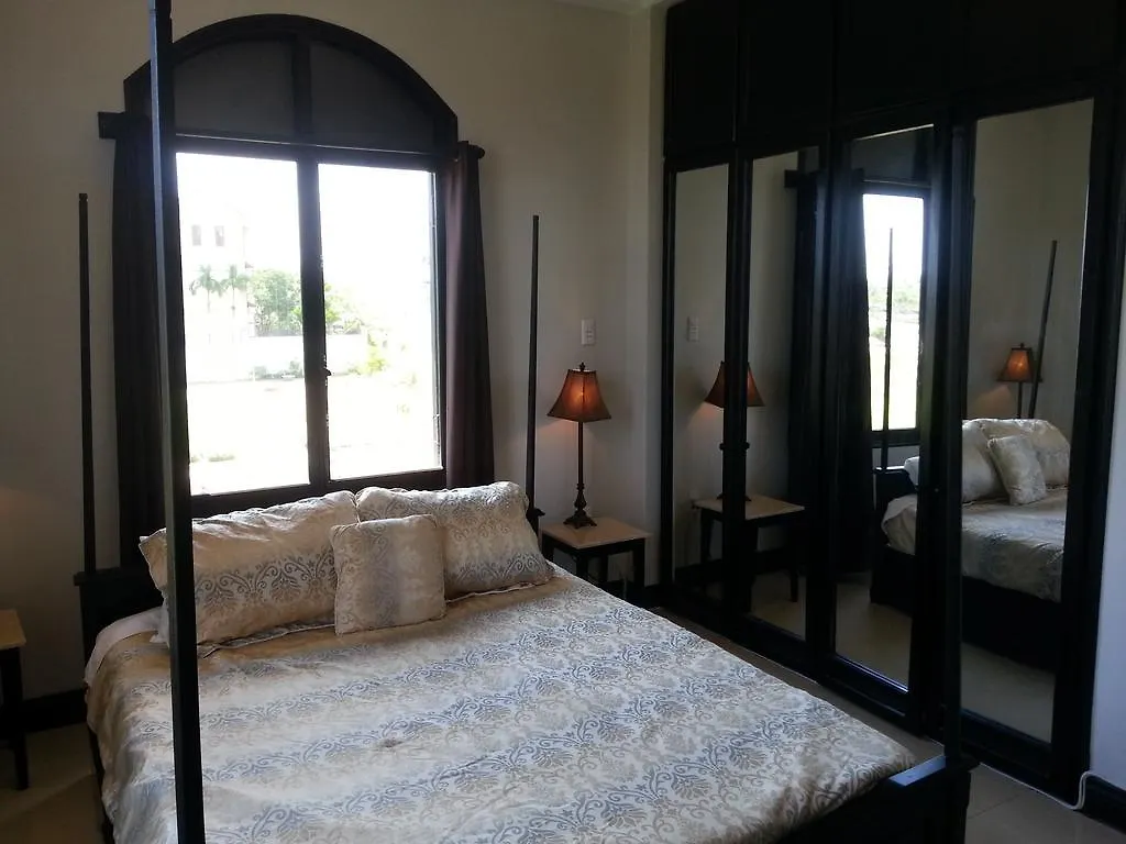 Hamilton Oceanview Villa Da Nang Apartment